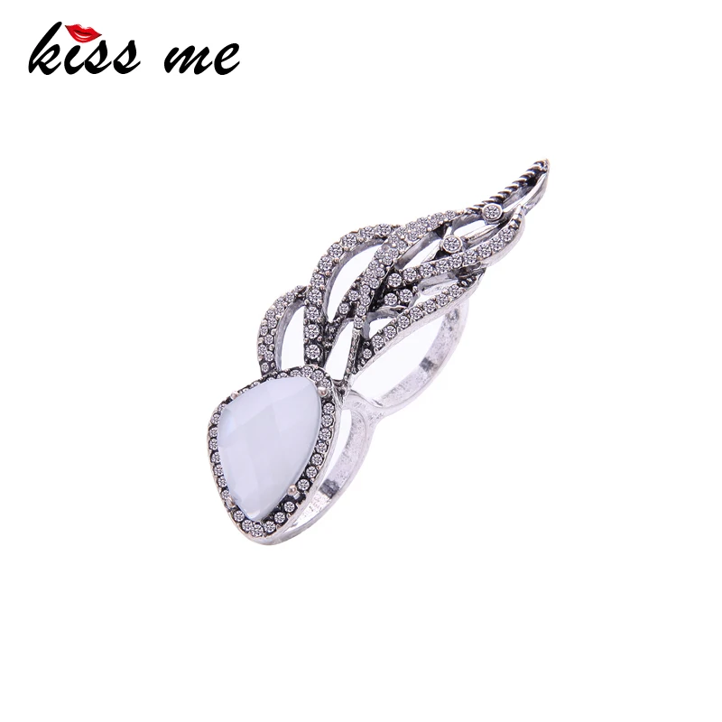 KISS ME Clear Rhinestone Winged Geometric Vintage Double Finger Rings for Women Fashion Party Jewelry
KISS ME Clear Rhinestone Winged Geometric Vintage Double Finger Rings for Women Fashion Party Jewelry