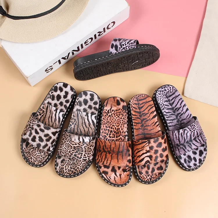 2019 summer Women Slippers Cute Cartoon Cat Indoor Bathroom Leopard Slipper Designer Flip Flops Soft Shoes beach shoes sandals
2019 summer Women Slippers Cute Cartoon Cat Indoor Bathroom Leopard Slipper Designer Flip Flops Soft Shoes beach shoes sandals