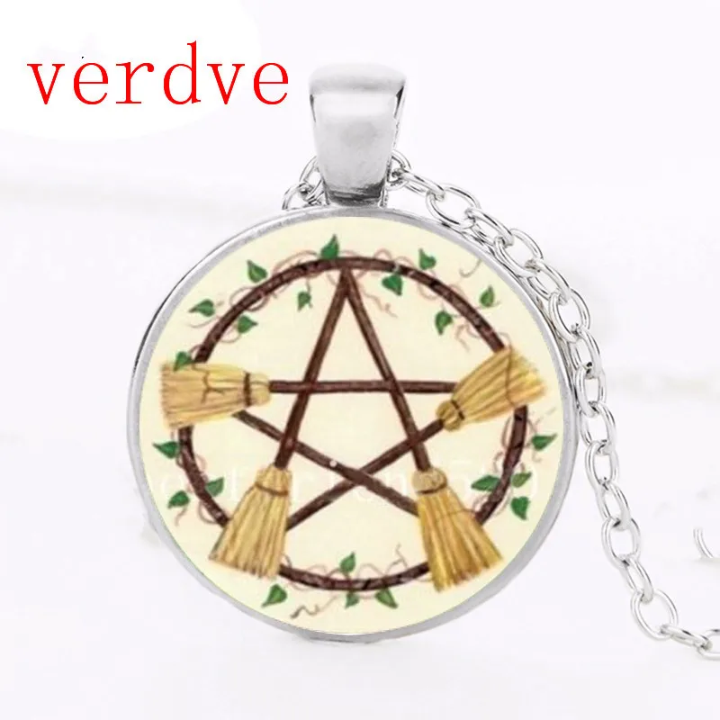 2017 New Arrival Wiccan Pendant Necklace Witchcraft Pagan Pentagram Black Black Magic Jewelry Glass cabochon jewelry
2017 New Arrival Wiccan Pendant Necklace Witchcraft Pagan Pentagram Black Black Magic Jewelry Glass cabochon jewelry