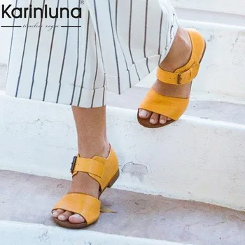 Karinluna hot sale plus size 32-48 leisure gladiator beach vacation summer sandals woman shoes flat heels shoes woman sandals
Karinluna hot sale plus size 32-48 leisure gladiator beach vacation summer sandals woman shoes flat heels shoes woman sandals