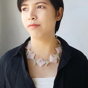 Lii Ji Natural Rose Quartz New Jade Leaves with Jade Toggle Clasp Necklace 49cm with Earrings
Lii Ji Natural Rose Quartz New Jade Leaves with Jade Toggle Clasp Necklace 49cm with Earrings