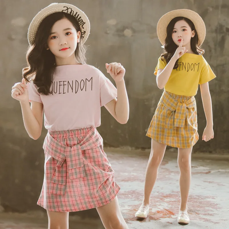 Girls Clothing Sets Summer Letter Printing T-shirts+Knotted Plaid Skirt Children Girls 2pcs Set Kids Teenage Costume
Girls Clothing Sets Summer Letter Printing T-shirts+Knotted Plaid Skirt Children Girls 2pcs Set Kids Teenage Costume