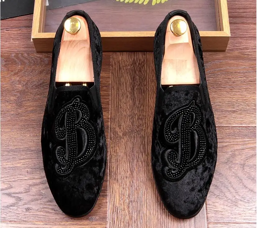 2019 NEW Men Casual Suede Leather Loafers Black Red bottom Driving Shoes Moccasins Gommino Slip On zapatillas hombre
2019 NEW Men Casual Suede Leather Loafers Black Red bottom Driving Shoes Moccasins Gommino Slip On zapatillas hombre