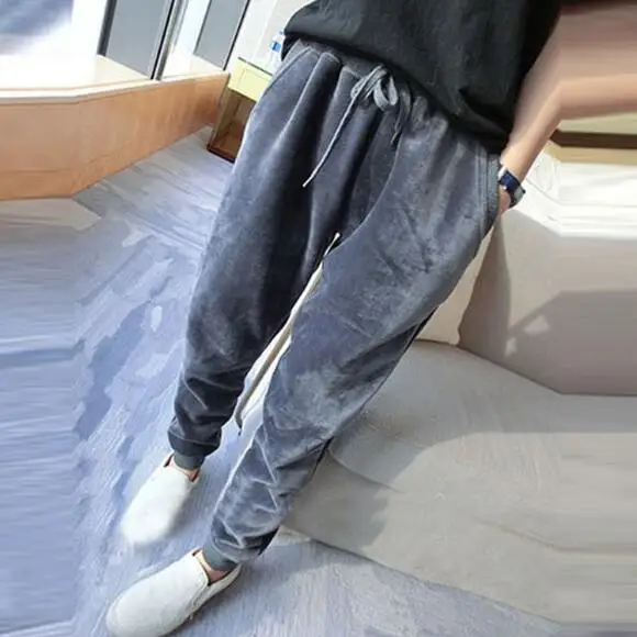 2018 winter warm harem pants women plus velvet thicken elastic waist sportwear casual trousers plus size 5XL pantalon AF659
2018 winter warm harem pants women plus velvet thicken elastic waist sportwear casual trousers plus size 5XL pantalon AF659