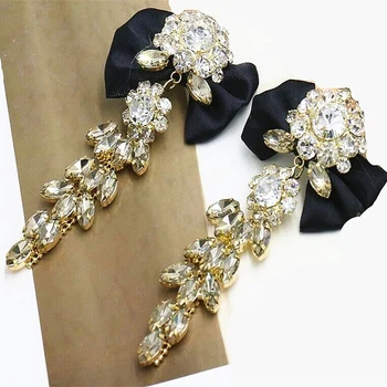 2018 Baroque ribbon big bowknot crystal flower long drop earrings for women luxury inlaid zircon earring runway jewelry ladies
2018 Baroque ribbon big bowknot crystal flower long drop earrings for women luxury inlaid zircon earring runway jewelry ladies