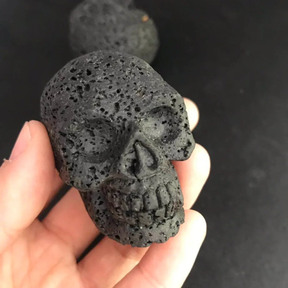Free ship cheap natural volcanics stone carved small crystal quartz skull head for healing decoration gift JM
Free ship cheap natural volcanics stone carved small crystal quartz skull head for healing decoration gift JM