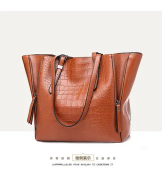leather Women Bags Retro Handbag Women Shoulder Bag Handbags Women Famous Brands Rivet Crossbody Bags Sac Bolsos Mujer new C763
leather Women Bags Retro Handbag Women Shoulder Bag Handbags Women Famous Brands Rivet Crossbody Bags Sac Bolsos Mujer new C763