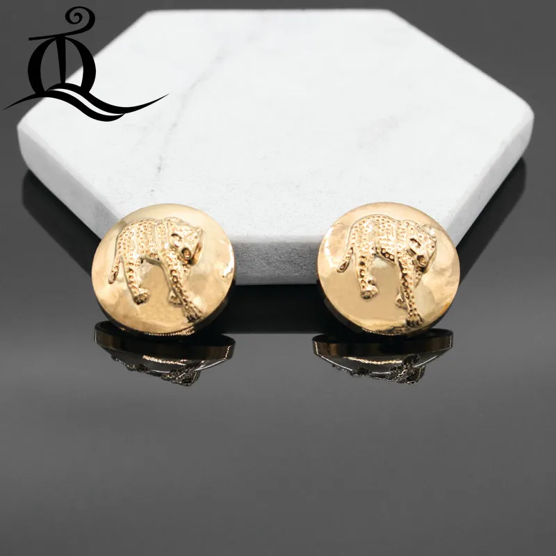10pcs gold metal Buttons clasp factory direct wholesale models hot models Leopard metal buttons 13mm-25mm sewing supplies
10pcs gold metal Buttons clasp factory direct wholesale models hot models Leopard metal buttons 13mm-25mm sewing supplies