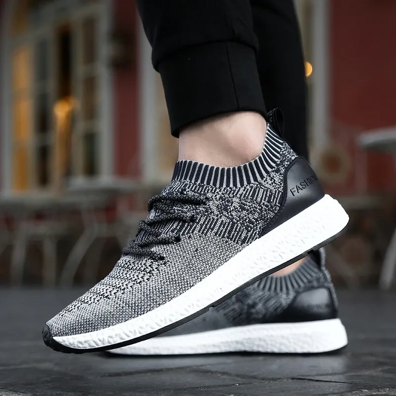 New Spring Summer man light massage casual shoes men's walking shoes male Ultra-light Breathable net shoes
New Spring Summer man light massage casual shoes men's walking shoes male Ultra-light Breathable net shoes
