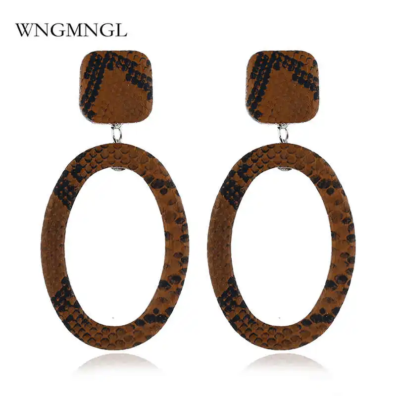 WNGMNGL Exaggeration Fashion Leopard Drop Earrings Vintage Statement Snake Skin Leather Dangle Earrings For Women Party jewelry
WNGMNGL Exaggeration Fashion Leopard Drop Earrings Vintage Statement Snake Skin Leather Dangle Earrings For Women Party jewelry