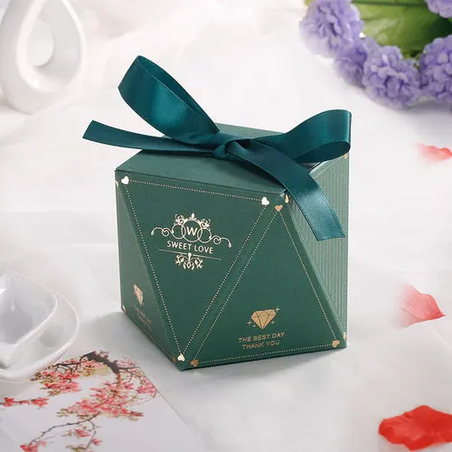20PCS/Lot Wedding Gift Box Present Packaging Candy Box DIY Wedding Favor Gifts Marriage Wedding Decor Supplies
20PCS/Lot Wedding Gift Box Present Packaging Candy Box DIY Wedding Favor Gifts Marriage Wedding Decor Supplies