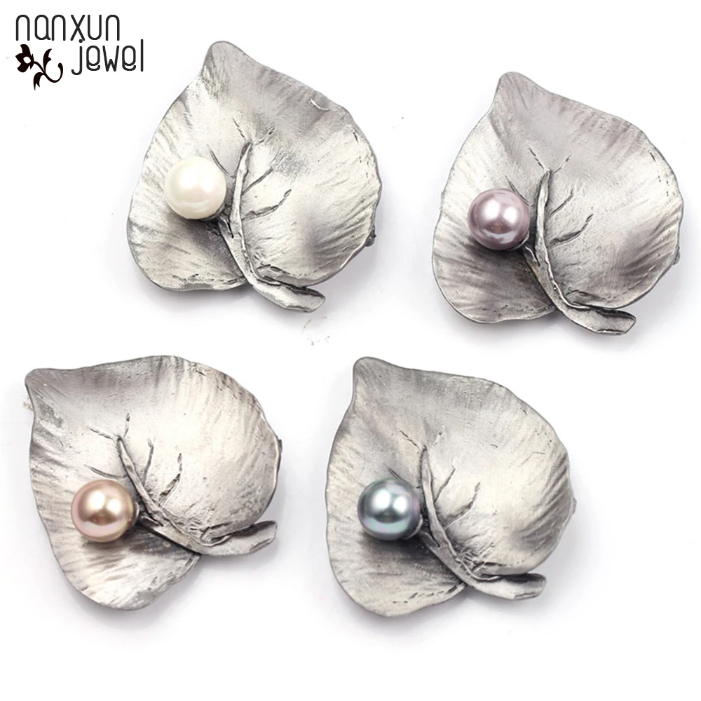Hot Fashion Antique Silver Color Leaf Shape Brooch Imitation Pearl Badges Pin Women's Brooch Vintage Brooches For Women Jewelry
Hot Fashion Antique Silver Color Leaf Shape Brooch Imitation Pearl Badges Pin Women's Brooch Vintage Brooches For Women Jewelry