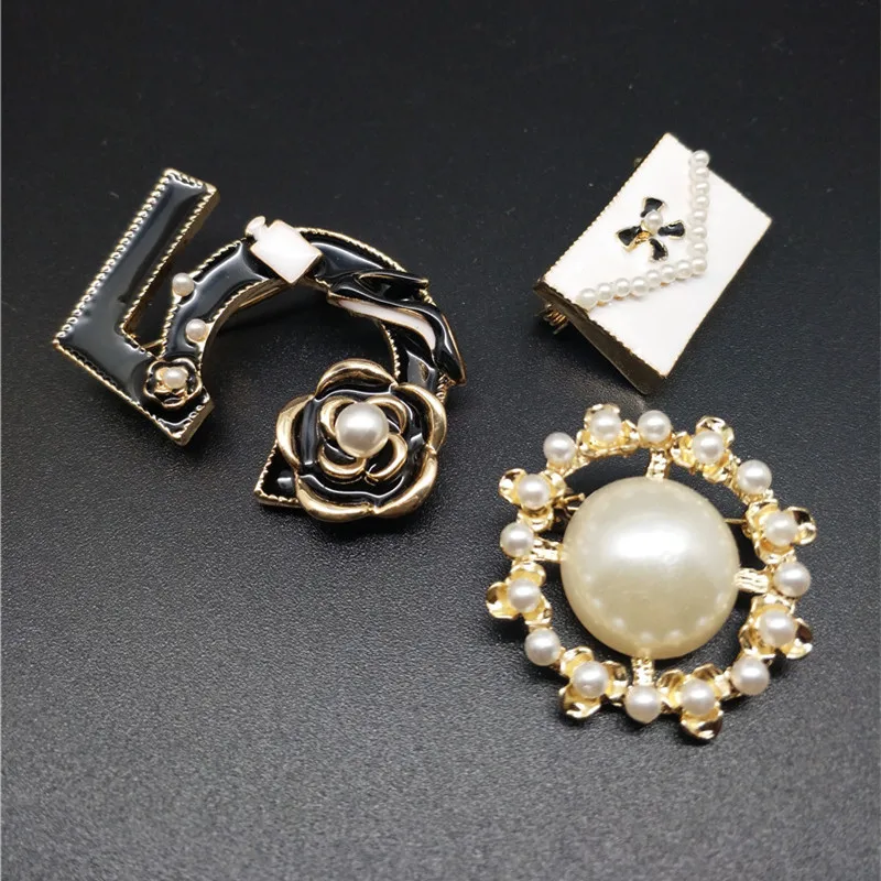 Mix 20 Styles Handmade Style Brooch Lady Flower Brooch Tassel Pearl Brooches Lapel Pin Jewelry Accessories Gift
Mix 20 Styles Handmade Style Brooch Lady Flower Brooch Tassel Pearl Brooches Lapel Pin Jewelry Accessories Gift