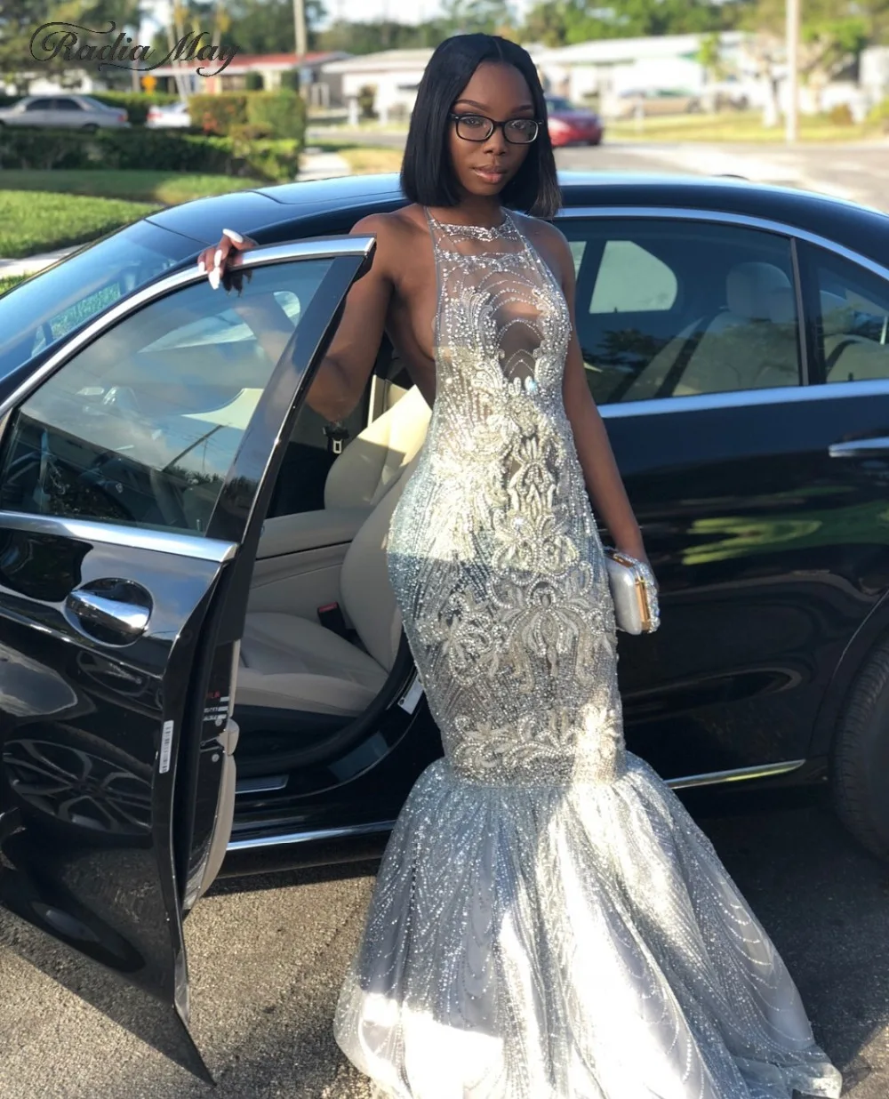 Sexy Halter Backless Glitter Sequin Silver Prom Dresses Mermaid Black Girls Long Graduation Dress Crystal African Formal Gowns
Sexy Halter Backless Glitter Sequin Silver Prom Dresses Mermaid Black Girls Long Graduation Dress Crystal African Formal Gowns