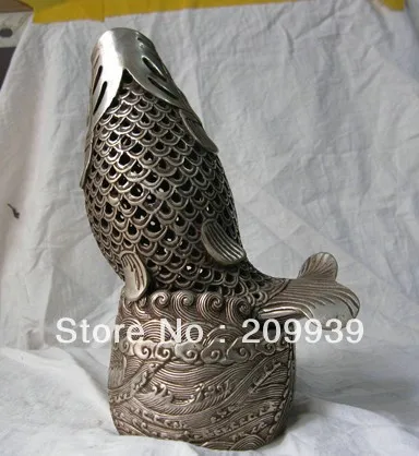 001114 Tibetan Buddhist temples old handmade silver bronze Fish incense burner statue (A0314)
001114 Tibetan Buddhist temples old handmade silver bronze Fish incense burner statue (A0314)