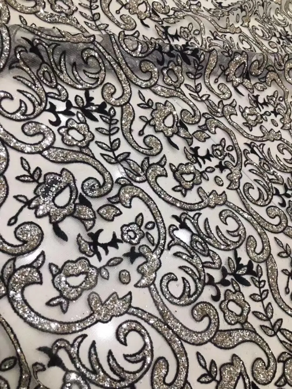SYJ-1613 glitter french net lace fabric sparkly glued glitter african Tulle lace for party dress
SYJ-1613 glitter french net lace fabric sparkly glued glitter african Tulle lace for party dress