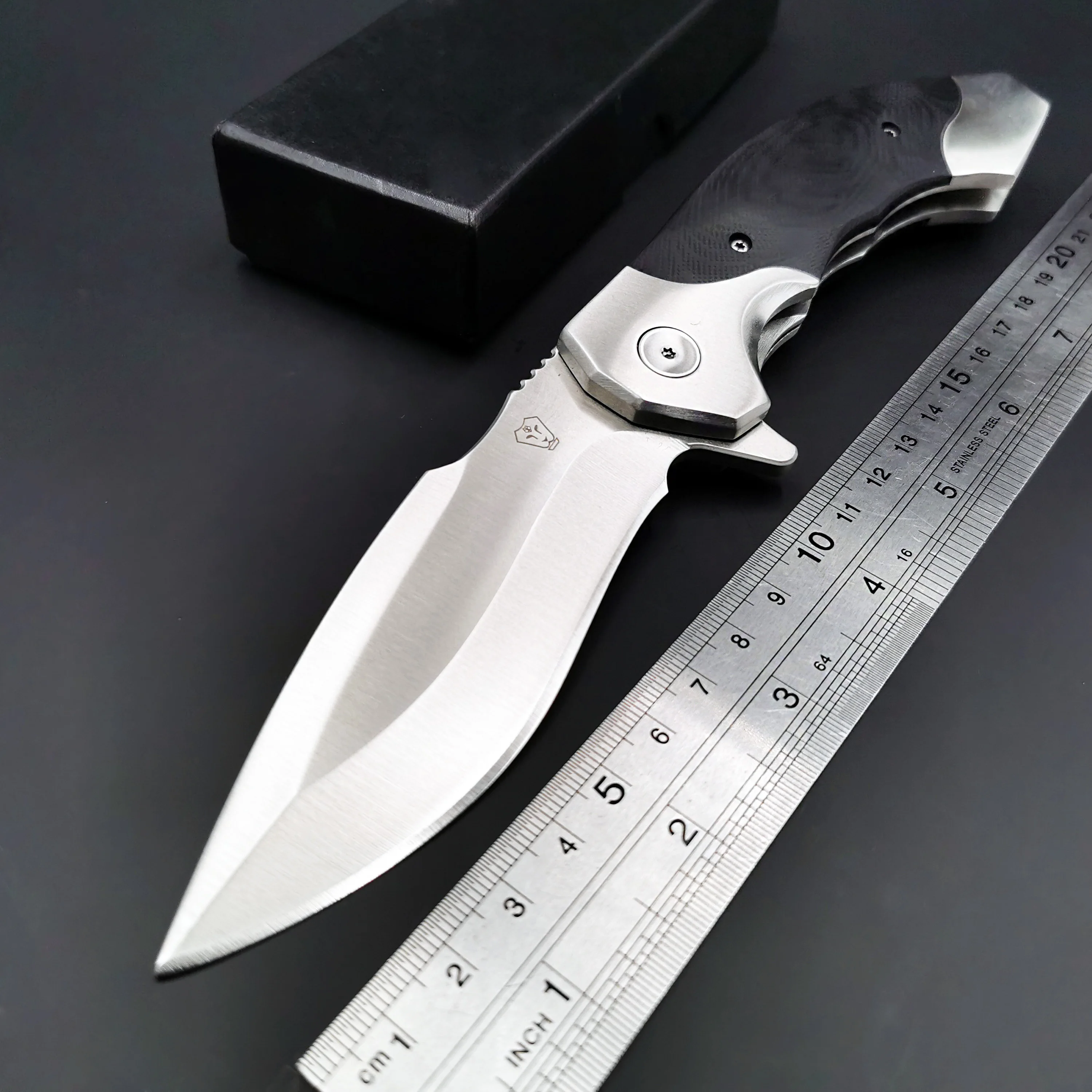 Tactical Folding Knife 9Cr18Mov Blade G10 Steel Handle Outdoor Camping Survival Knives Hunting Utility EDC Tool High Quality New
Tactical Folding Knife 9Cr18Mov Blade G10 Steel Handle Outdoor Camping Survival Knives Hunting Utility EDC Tool High Quality New