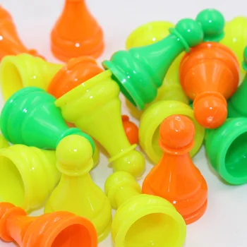 Health and environmental protection parent-child game plastic checkers Children's chess toys table games
Health and environmental protection parent-child game plastic checkers Children's chess toys table games