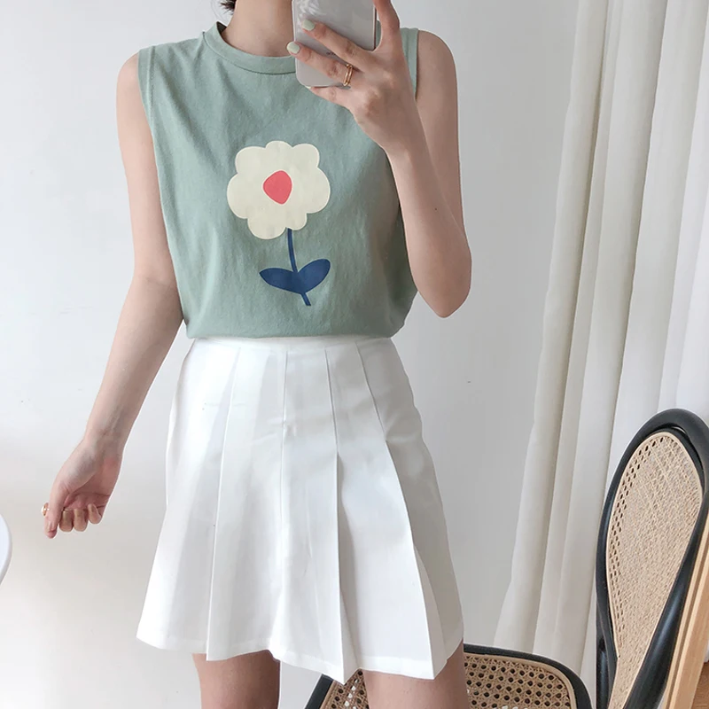 2019 New Summer Small Fresh Floral Printed Tank Tops Women Casual Round Neck Loose Tees Tops Harajuku Woman Camisole
2019 New Summer Small Fresh Floral Printed Tank Tops Women Casual Round Neck Loose Tees Tops Harajuku Woman Camisole