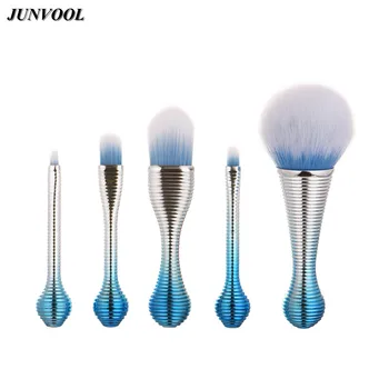 5pcs Lollipop Makeup Brushes Synthetic Thin Waist Make Up Brush Light Blue Blush Blending Highlighter Pinceis Maquiagem
5pcs Lollipop Makeup Brushes Synthetic Thin Waist Make Up Brush Light Blue Blush Blending Highlighter Pinceis Maquiagem