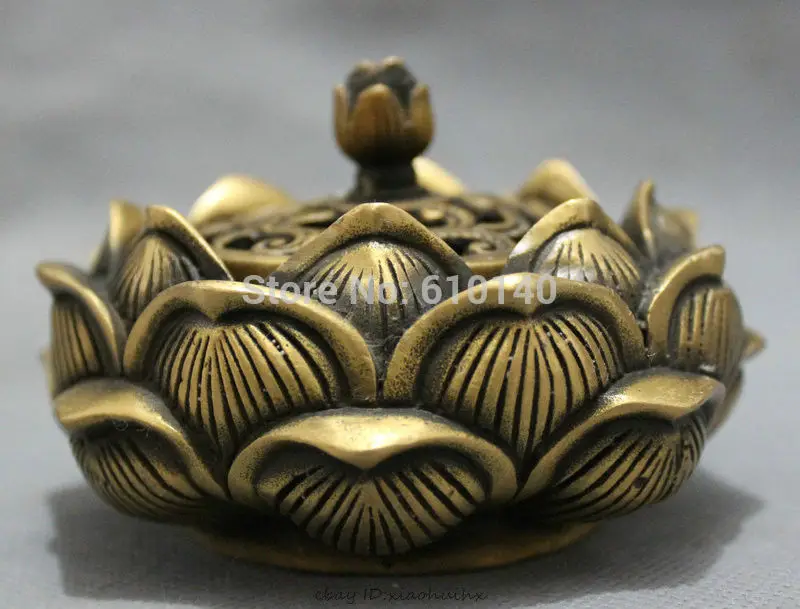 Tibet Bronze Folk Buddhist Auspicious Lotus Statue Flower Incense Burner Censer
Tibet Bronze Folk Buddhist Auspicious Lotus Statue Flower Incense Burner Censer
