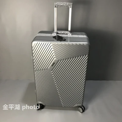 28 inch Export Aluminum Frame Travel Bag Business Rolling Luggage PC Airplane Suitcase Spinner Wheels
28 inch Export Aluminum Frame Travel Bag Business Rolling Luggage PC Airplane Suitcase Spinner Wheels