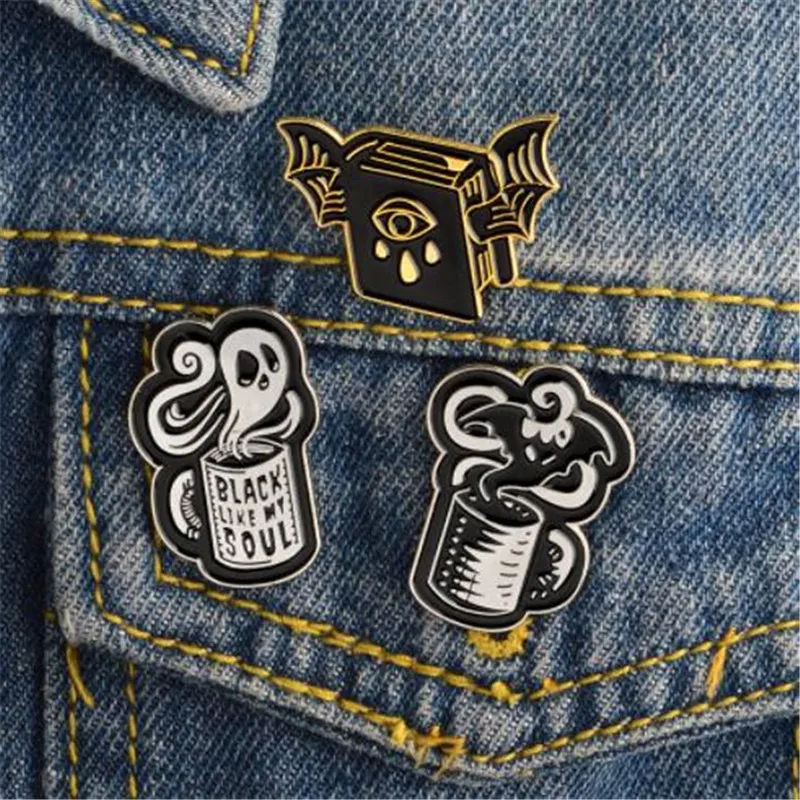 WKOUD Black like my soul Coffee mug Ghost Bat Evil eye Book Brooch Pins Buckle Denim Shirt Collar Lapel Pin Badge Jewelry
WKOUD Black like my soul Coffee mug Ghost Bat Evil eye Book Brooch Pins Buckle Denim Shirt Collar Lapel Pin Badge Jewelry