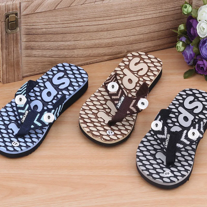 3Colors New Flip-Flops Men Slippers Summer Beach Sandals Shoes Outdoor Beach Use With 18mm Snap Button Metal Charms Jewelry 
3Colors New Flip-Flops Men Slippers Summer Beach Sandals Shoes Outdoor Beach Use With 18mm Snap Button Metal Charms Jewelry