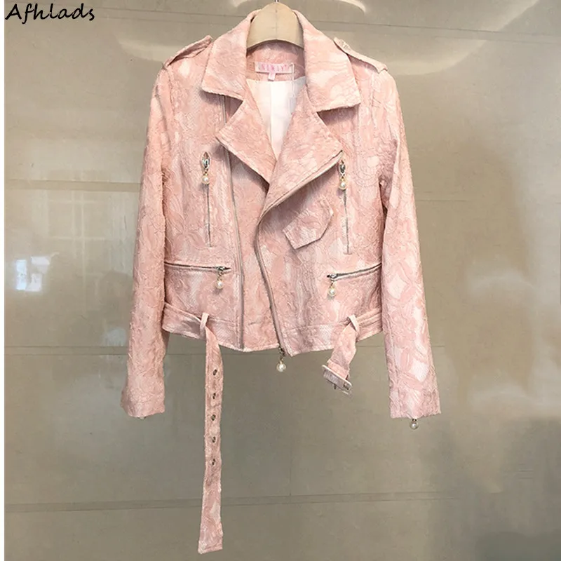 2019 spring and summer new lace casual slim fashion style jacket Korean version of the long sleeve turn-down collar short jacket
2019 spring and summer new lace casual slim fashion style jacket Korean version of the long sleeve turn-down collar short jacket
