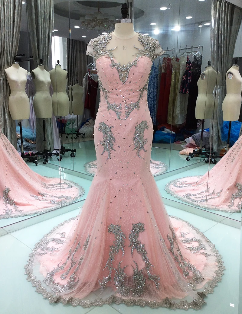 Long Evening Dresses 2017 Mermaid O Neck Sheer Back Luxury Beaded Crystal Evening Gown Pink Arabic Formal Prom Evening Gowns
Long Evening Dresses 2017 Mermaid O Neck Sheer Back Luxury Beaded Crystal Evening Gown Pink Arabic Formal Prom Evening Gowns