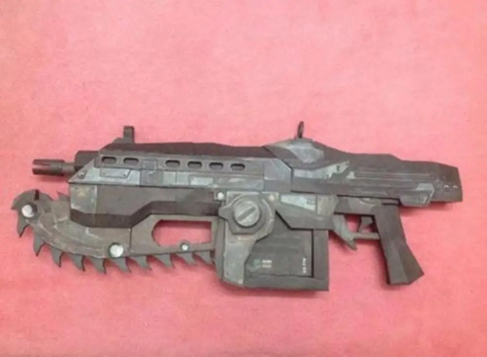 1:1 Scale Gears of War 2 Lancer COG Military Chian Assault Rifle Paper model kit
1:1 Scale Gears of War 2 Lancer COG Military Chian Assault Rifle Paper model kit