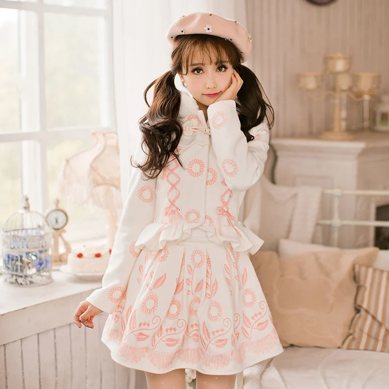 KEQI CANDY RAIN Spring and Autumn ladies temperament fashion ruffled flowers embroidered woolen coat C16CD6197
KEQI CANDY RAIN Spring and Autumn ladies temperament fashion ruffled flowers embroidered woolen coat C16CD6197