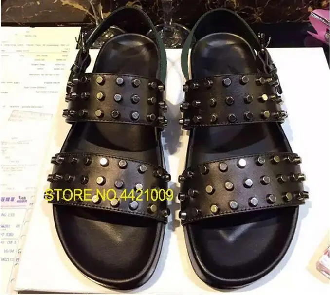 2018 Black Rivets Leather Beach Summer Men Rome Gladiators Flat heel Shoes Buckle Genuine leather Fashion Casual Sandals
2018 Black Rivets Leather Beach Summer Men Rome Gladiators Flat heel Shoes Buckle Genuine leather Fashion Casual Sandals