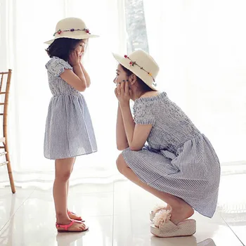 Mother and Kids Dress Children Summer Fashion Stripes Relatives Dress Mother Mom Baby Girls One-line Shoulder Tollder Dress
Mother and Kids Dress Children Summer Fashion Stripes Relatives Dress Mother Mom Baby Girls One-line Shoulder Tollder Dress