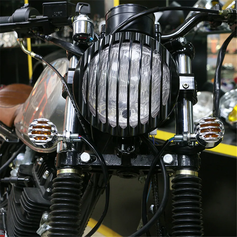 Универсальный Галогеновый 6 "мотоцикл ретро гриль фара для Harley Chopper Bobber Кафе Racer Touring Bikes
Универсальный Галогеновый 6 "мотоцикл ретро гриль фара для Harley Chopper Bobber Кафе Racer Touring Bikes
