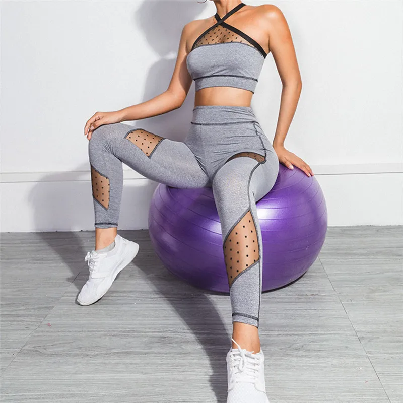 Vutru Women Yoga Suit for Fitness Mesh Patchwork Gym Wear Women Running Sportswear Crop Top Bra+Seamless Legging Workout Clothes
Vutru Women Yoga Suit for Fitness Mesh Patchwork Gym Wear Women Running Sportswear Crop Top Bra+Seamless Legging Workout Clothes