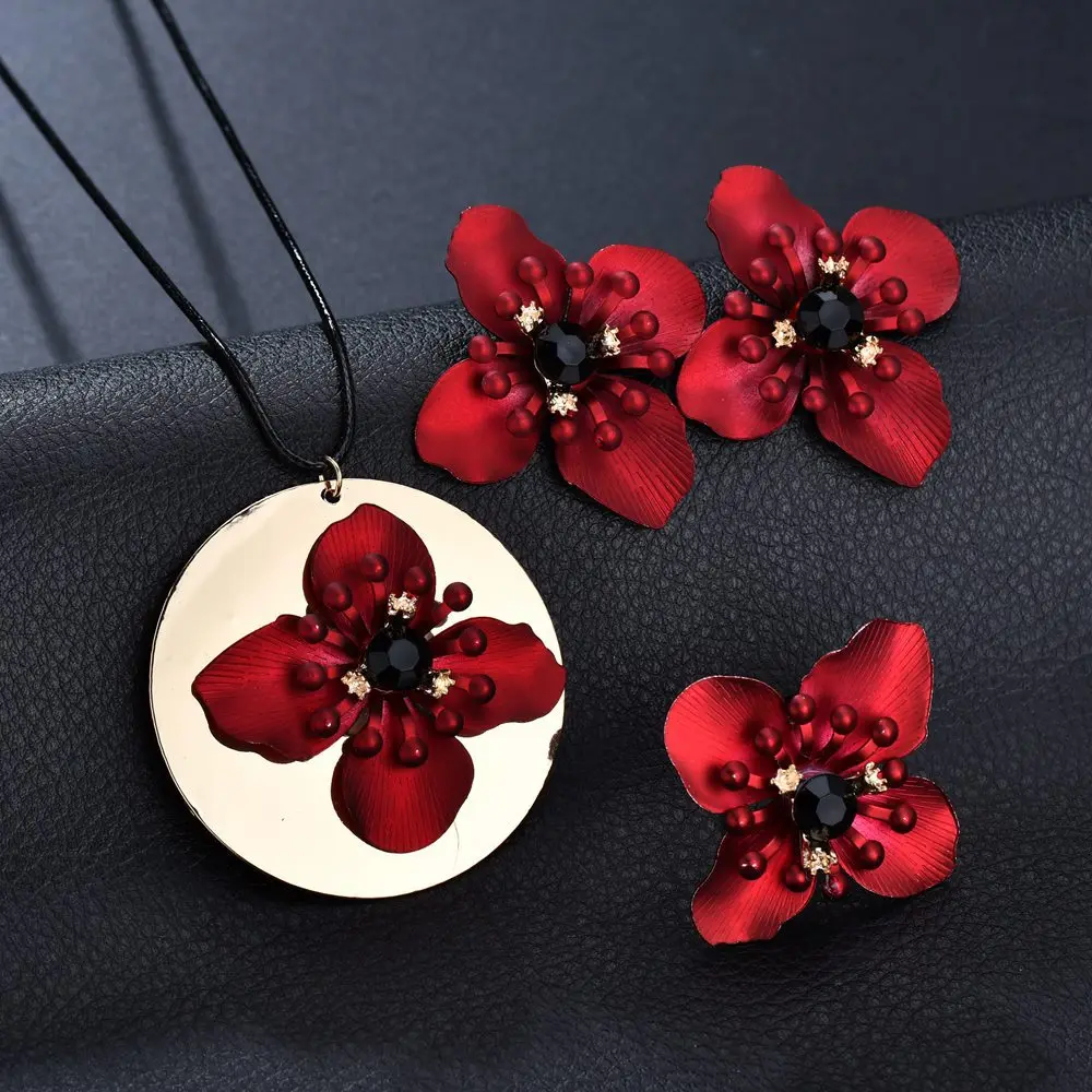 ZHIMO New Luxury Charm Big Flower Jewelry Sets for Women Black PU leather Rope Necklace Earrings Rings Wedding Jewelry Sets
ZHIMO New Luxury Charm Big Flower Jewelry Sets for Women Black PU leather Rope Necklace Earrings Rings Wedding Jewelry Sets
