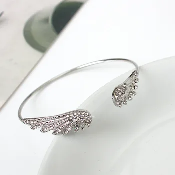 Angel Wings Bracelet Adjustable Woman Riding Bike Jewelry Gifts Open Bracelet Silver Plated Crystal Wholesale Spacecraft
Angel Wings Bracelet Adjustable Woman Riding Bike Jewelry Gifts Open Bracelet Silver Plated Crystal Wholesale Spacecraft