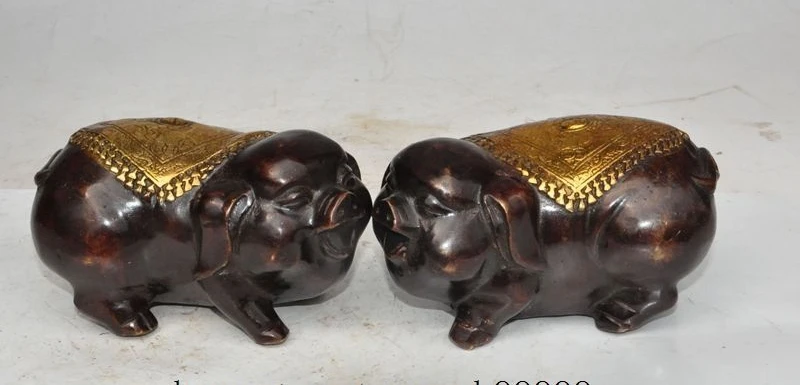 5" chinese fengshui bronze gilt animal pig Swine Porcine lucky auspicious statue
5" chinese fengshui bronze gilt animal pig Swine Porcine lucky auspicious statue