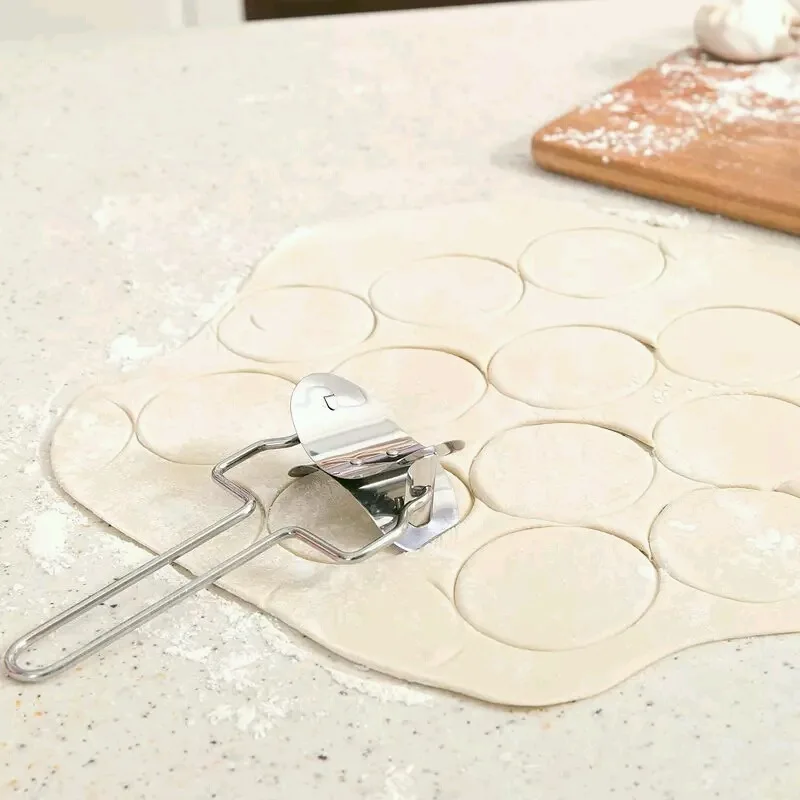 Stainless steel Dough Press Dumpling Ravioli Mould Maker Cooking Pastry Tools Circle Dumpling Device Dumpling Making Machine
Stainless steel Dough Press Dumpling Ravioli Mould Maker Cooking Pastry Tools Circle Dumpling Device Dumpling Making Machine