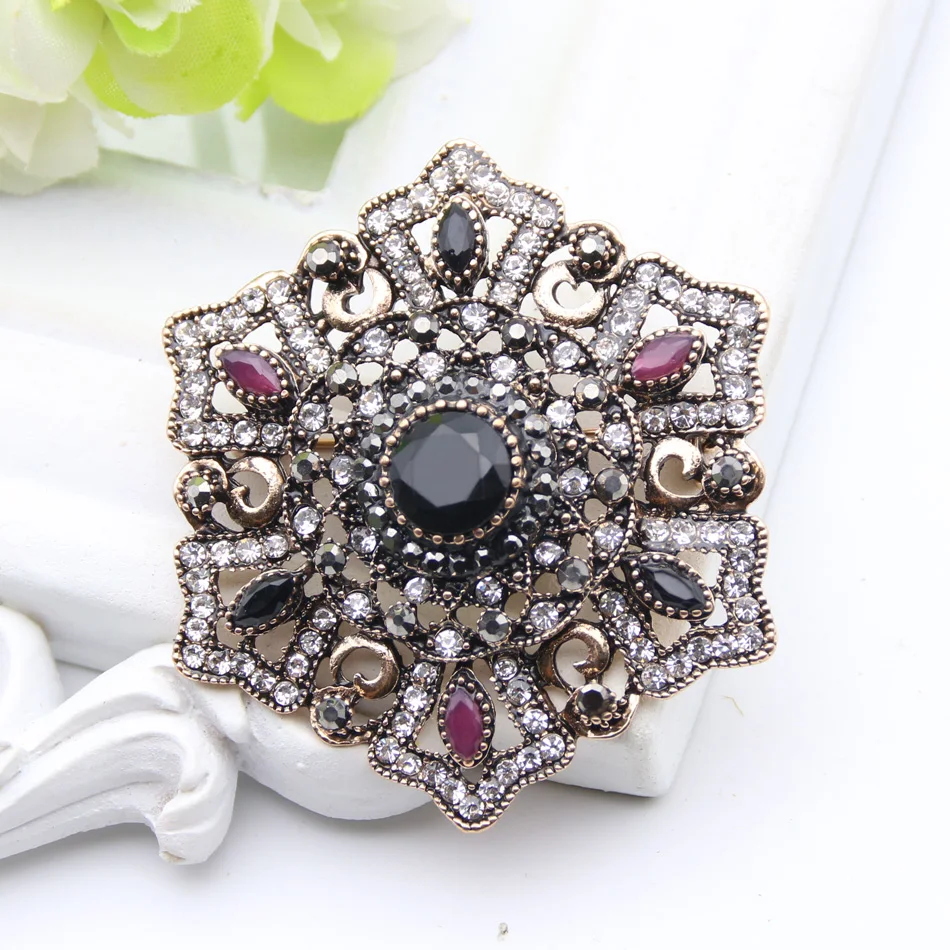 Vintage Turkish Brooch Pendant Dual-Purpose Women Ethnic Jewelry Retro Gold Color Flower Rhinestone Brooches Broches Hijab Pin
Vintage Turkish Brooch Pendant Dual-Purpose Women Ethnic Jewelry Retro Gold Color Flower Rhinestone Brooches Broches Hijab Pin