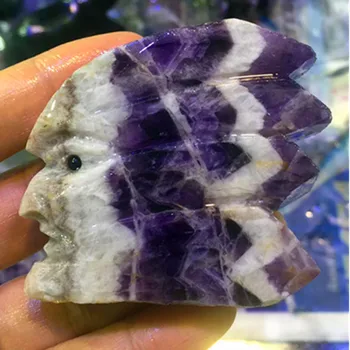 1pcs Natural fantasy amethyst Indian sculpture point healing wedding decoration.
1pcs Natural fantasy amethyst Indian sculpture point healing wedding decoration.