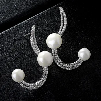 unique design brand stud earring brincos for women 2 line L shaped with pearl AAA cubic zironia jewelry
unique design brand stud earring brincos for women 2 line L shaped with pearl AAA cubic zironia jewelry