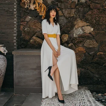 High Quality Brand White Long Dress Women V-Neck Short Sleeve Split Sexy Long Maxi Dress Ladies Casual Long Beach Dress Belt
High Quality Brand White Long Dress Women V-Neck Short Sleeve Split Sexy Long Maxi Dress Ladies Casual Long Beach Dress Belt