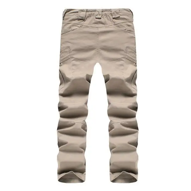 2597237593_1872180541