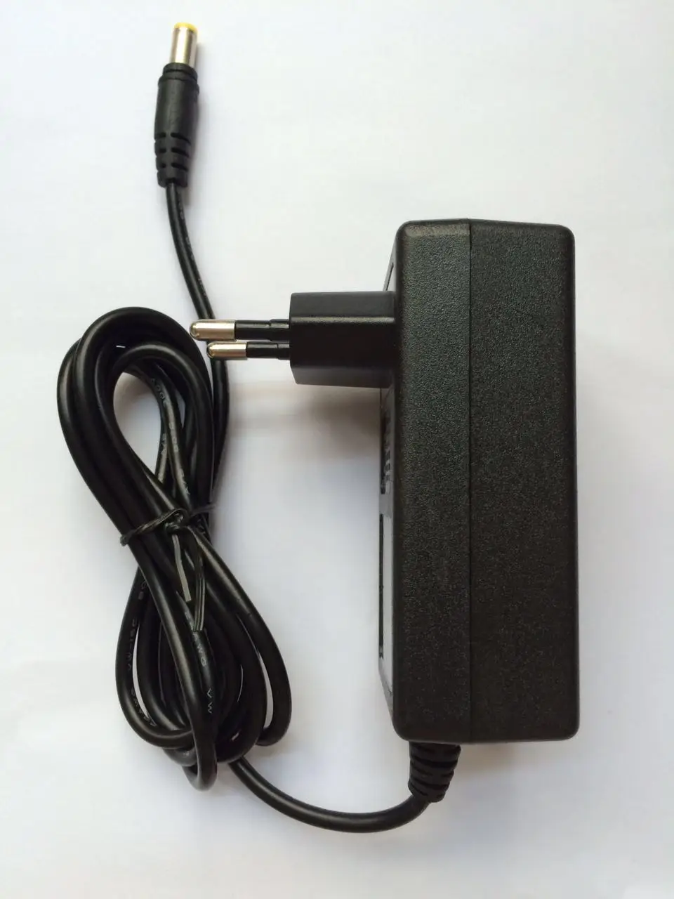 SMUN New AC 100-240V to DC 12V 3A EU Power Adapter Charger Switching Power Supply Converter Adapter
SMUN New AC 100-240V to DC 12V 3A EU Power Adapter Charger Switching Power Supply Converter Adapter