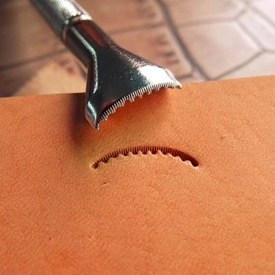 DIY Johnleather Craft Alloy Metal Leather Craft Tools Leaf Vein Stamp Tools V code LS.V708
DIY Johnleather Craft Alloy Metal Leather Craft Tools Leaf Vein Stamp Tools V code LS.V708
