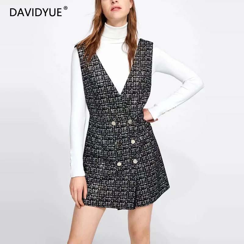2019 Spring plaid Tweed women dress elegant button mini dress Vintage sexy deep V neck dress Korean fashion clothes vestidos
2019 Spring plaid Tweed women dress elegant button mini dress Vintage sexy deep V neck dress Korean fashion clothes vestidos