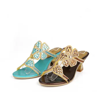 Hot shoes for women sandalias mujer thick with high heels slippers ladies manual diamond flowers cashmere sandals women
Hot shoes for women sandalias mujer thick with high heels slippers ladies manual diamond flowers cashmere sandals women