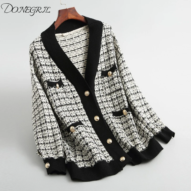 New 2019 Spring Autumn women sweater coat elegant knitted coat casual plaid sweater pocket decoration
New 2019 Spring Autumn women sweater coat elegant knitted coat casual plaid sweater pocket decoration